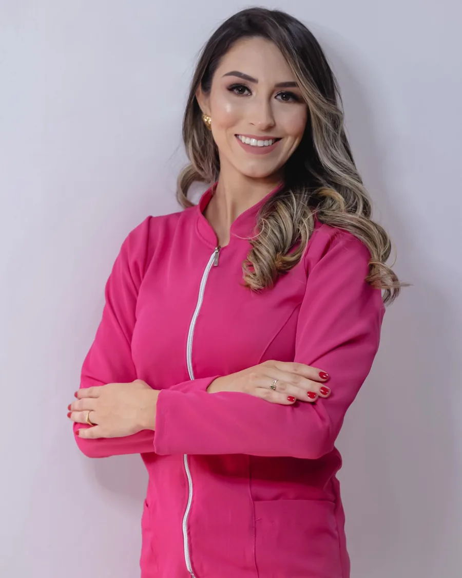 Letícia Oliveira, Realce Centro Estético